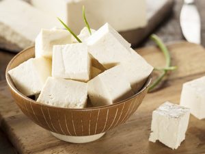Đối tượng nào không nên ăn đậu phụ?